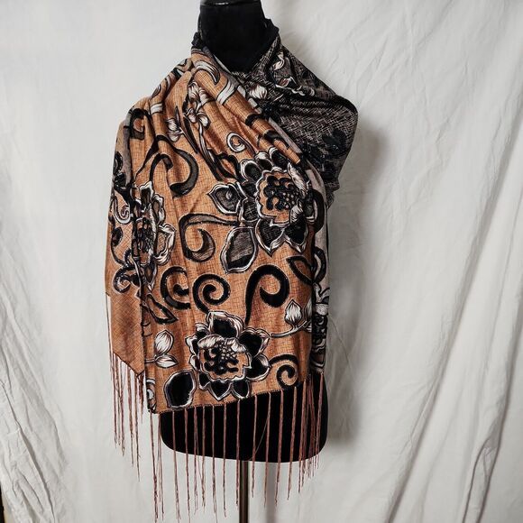 Scarf Wrap Floral Hollow Out Black Brown Fringed 64 x 17 Metallic Silver - Picture 1 of 7